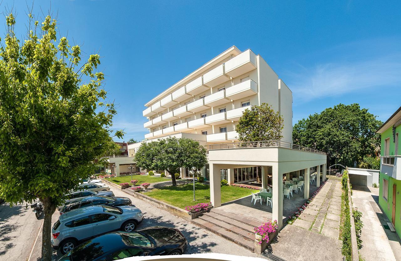 Hotel Le Querce Senigallia Exterior photo