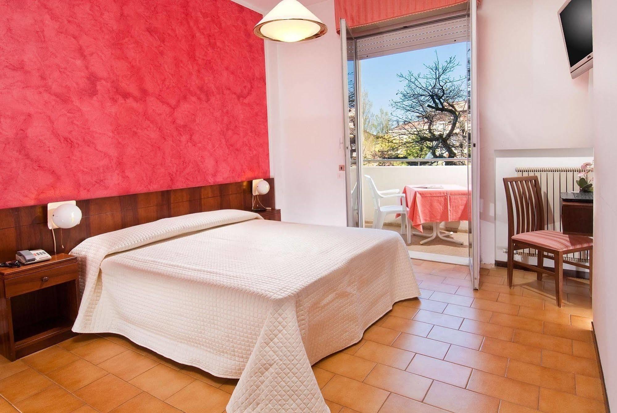 Hotel Le Querce Senigallia Exterior photo
